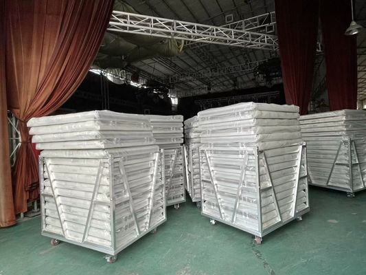 Eine sichere und komfortable Veranstaltung mit LEDIKA Crowd Control Barrier Perfect
